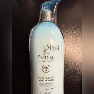 Prédiré Paris Purifying Facial Milk Cleanser - Blue